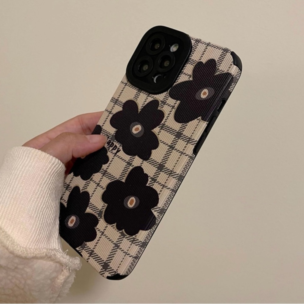 iPhone 13 Pro Max Case - Picture 5 of 5